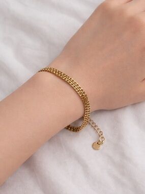 Minimalist Gold Double-Link Chain Bracelet for Women